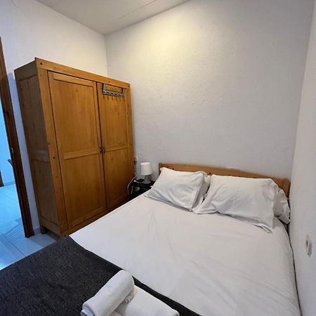 דירות ברצלונה Bugo Luis Apartament מראה חיצוני תמונה