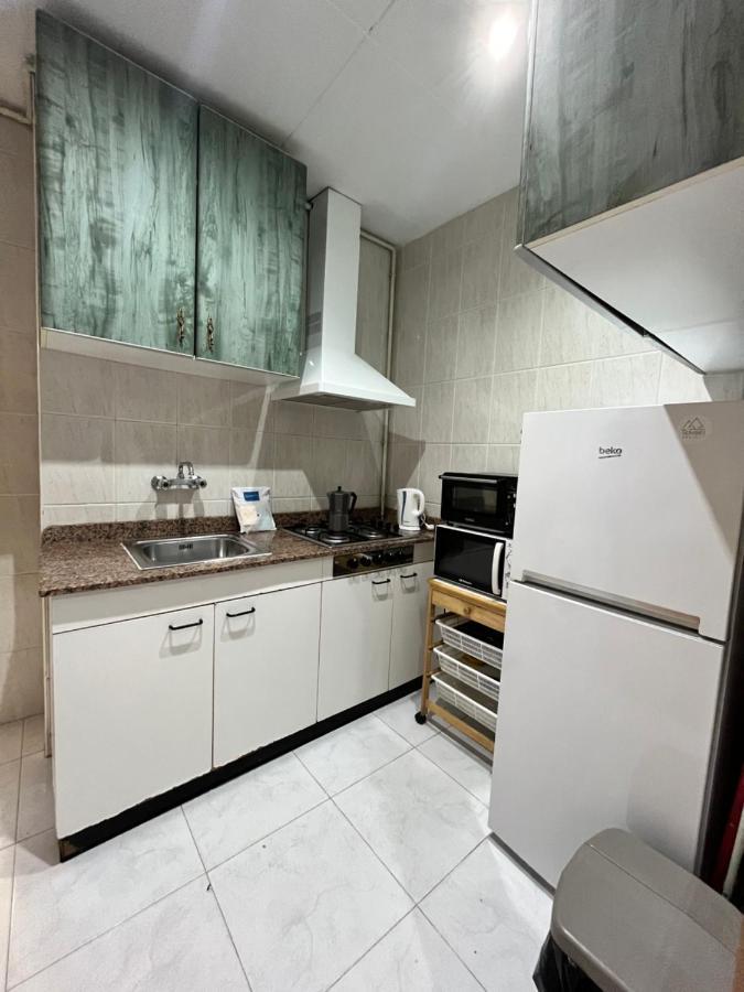 דירות ברצלונה Bugo Luis Apartament מראה חיצוני תמונה