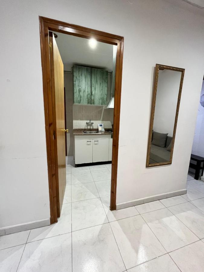 דירות ברצלונה Bugo Luis Apartament מראה חיצוני תמונה