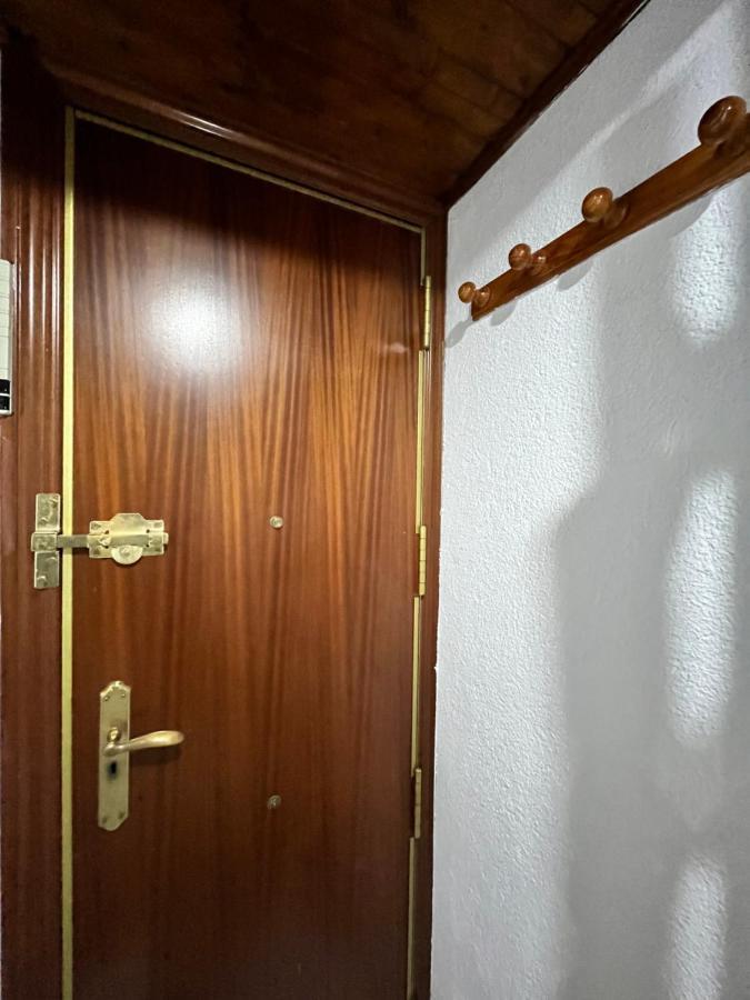 דירות ברצלונה Bugo Luis Apartament מראה חיצוני תמונה